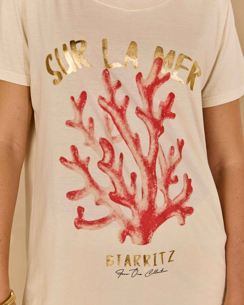 T- shirt Amarela Estonada com Estampa de Coral
