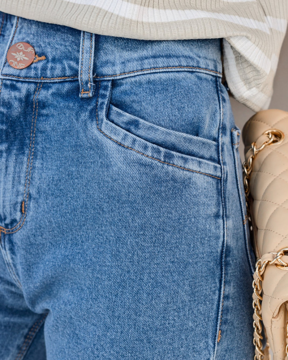 Bootcut bolso diferenciado