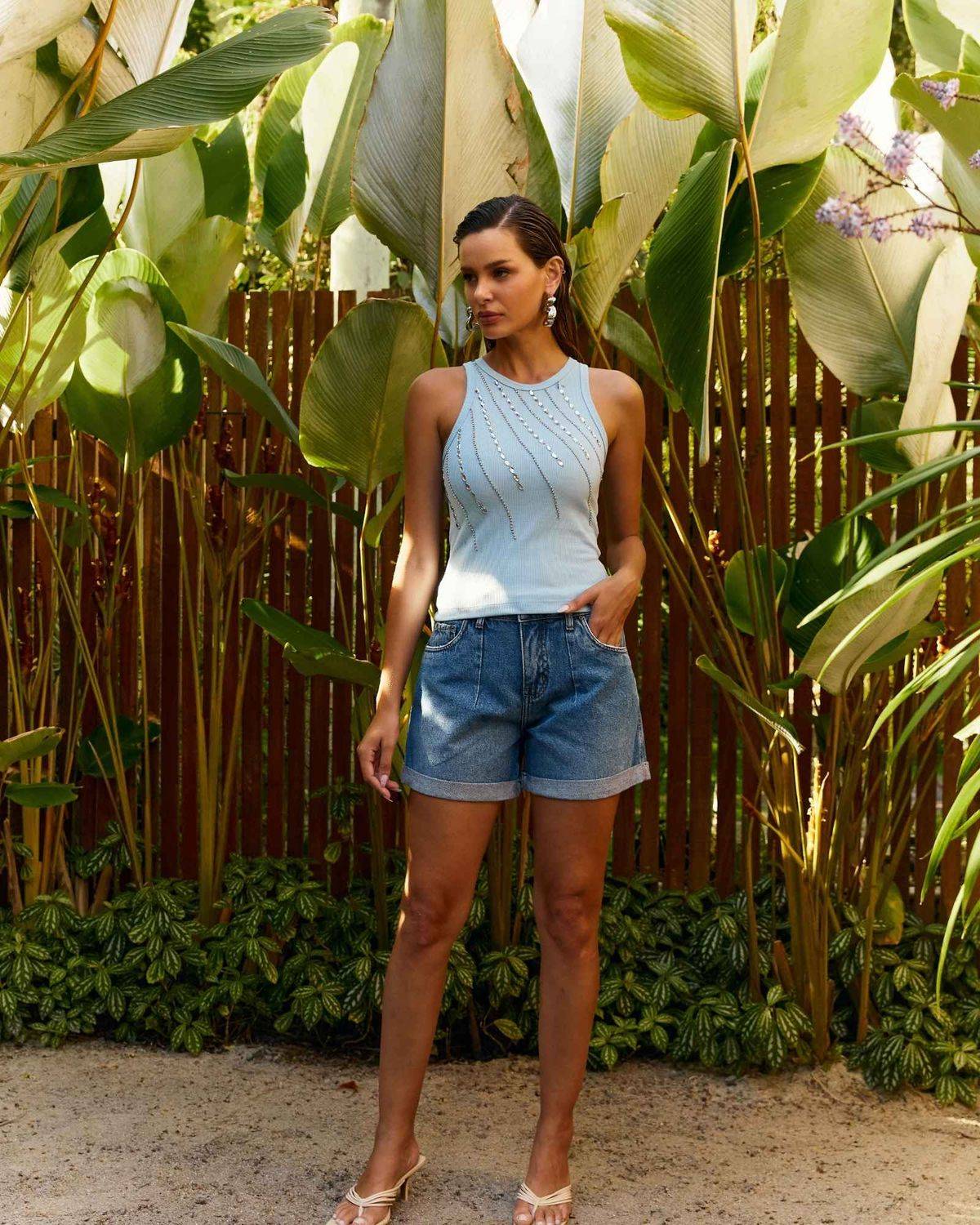 Shorts Mom com Barra Dobrada e Pence