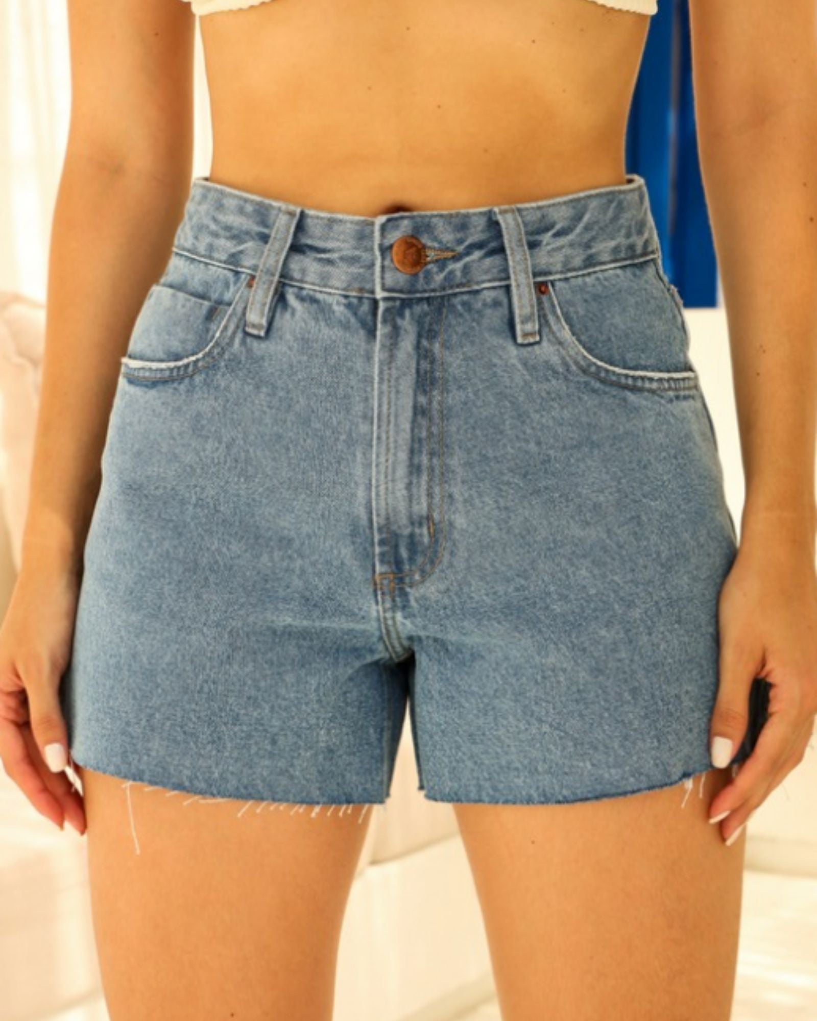 Shorts Mom Jeans Fenda Lateral
