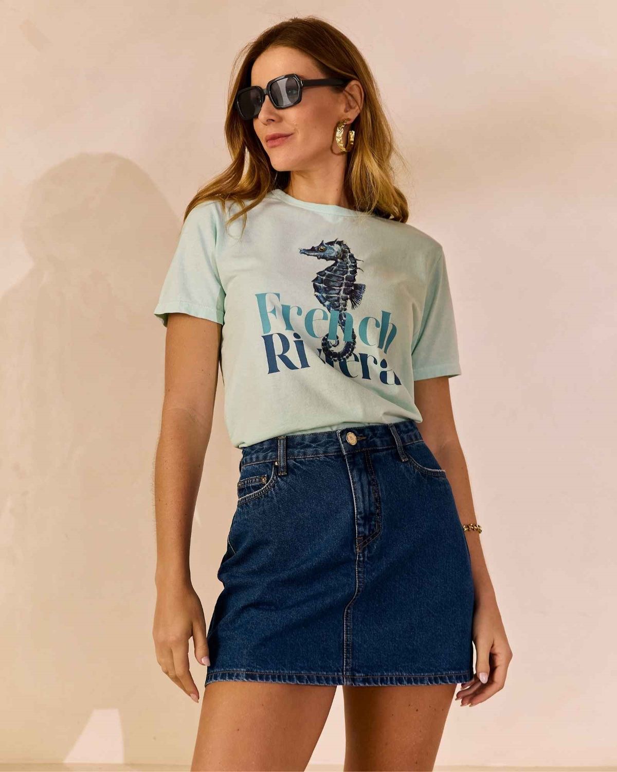 T-shirt Estonada com Silk Frontal Cavalo Marinho