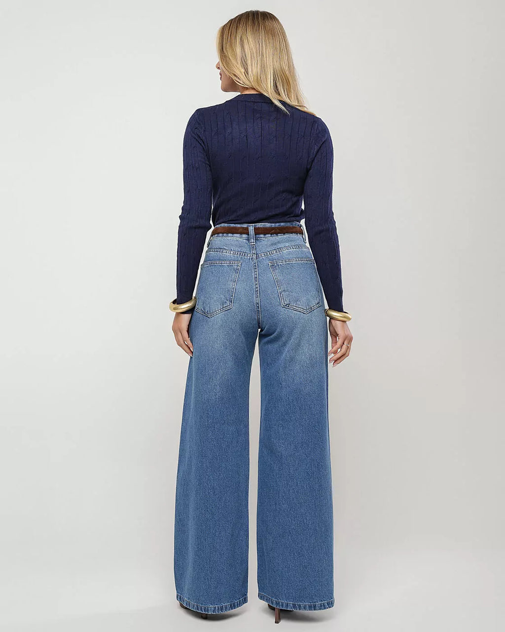 Calça wide leg over