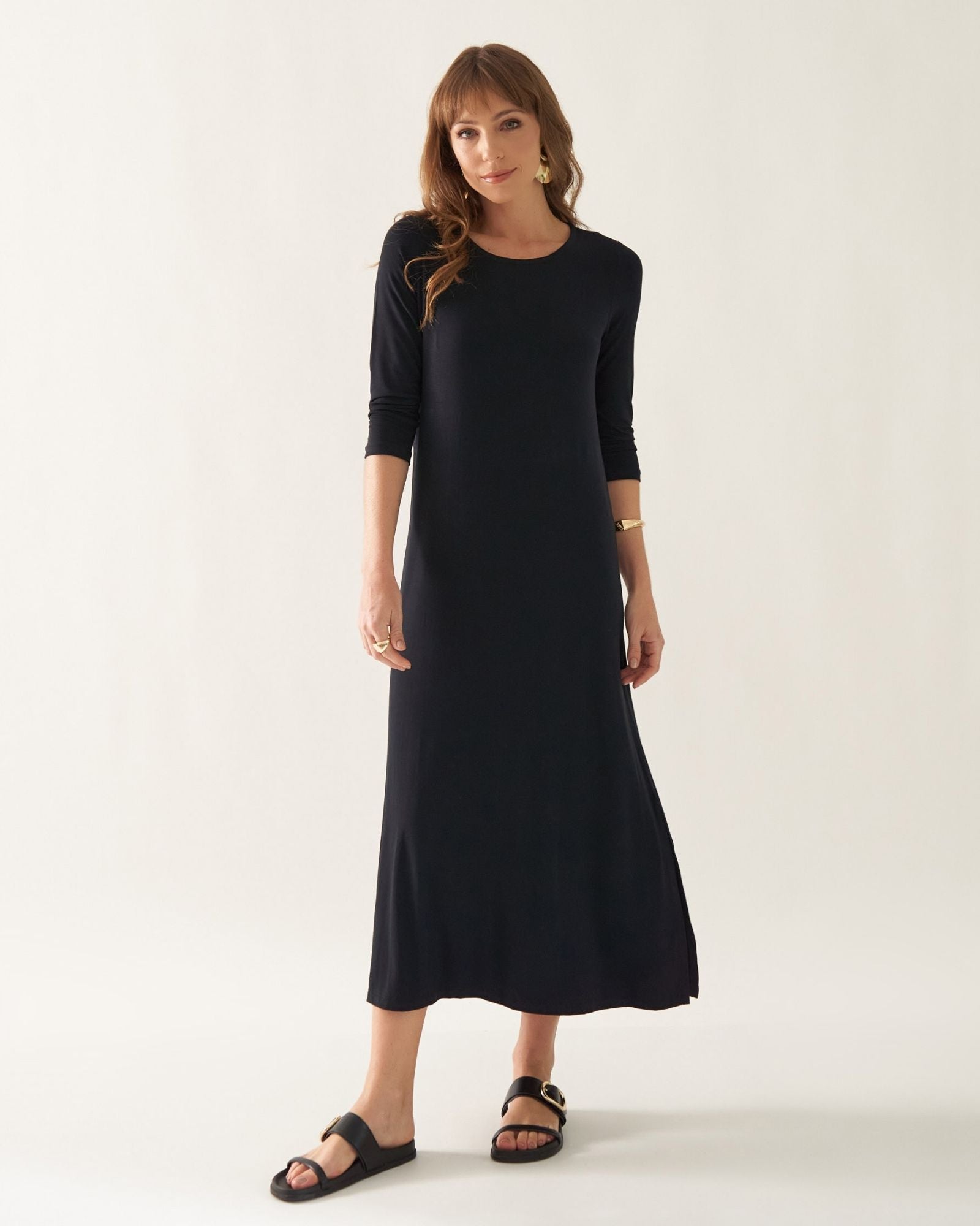 Vestido em Malha Leve com Fenda Lateral