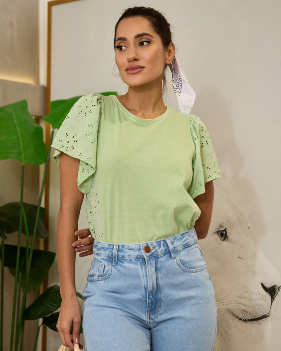 Blusa laise manga curta