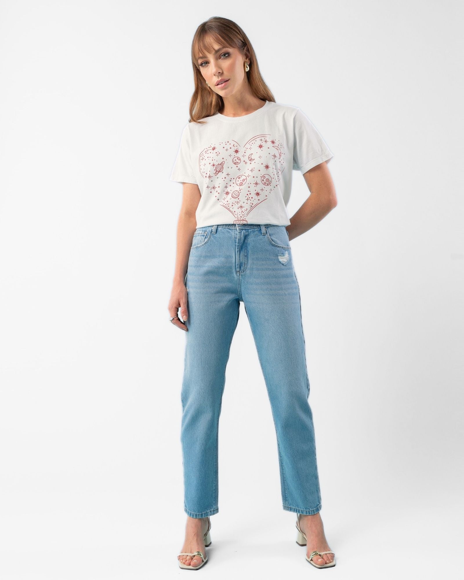 Calça Mom Jeans Lavagem Marmorizada