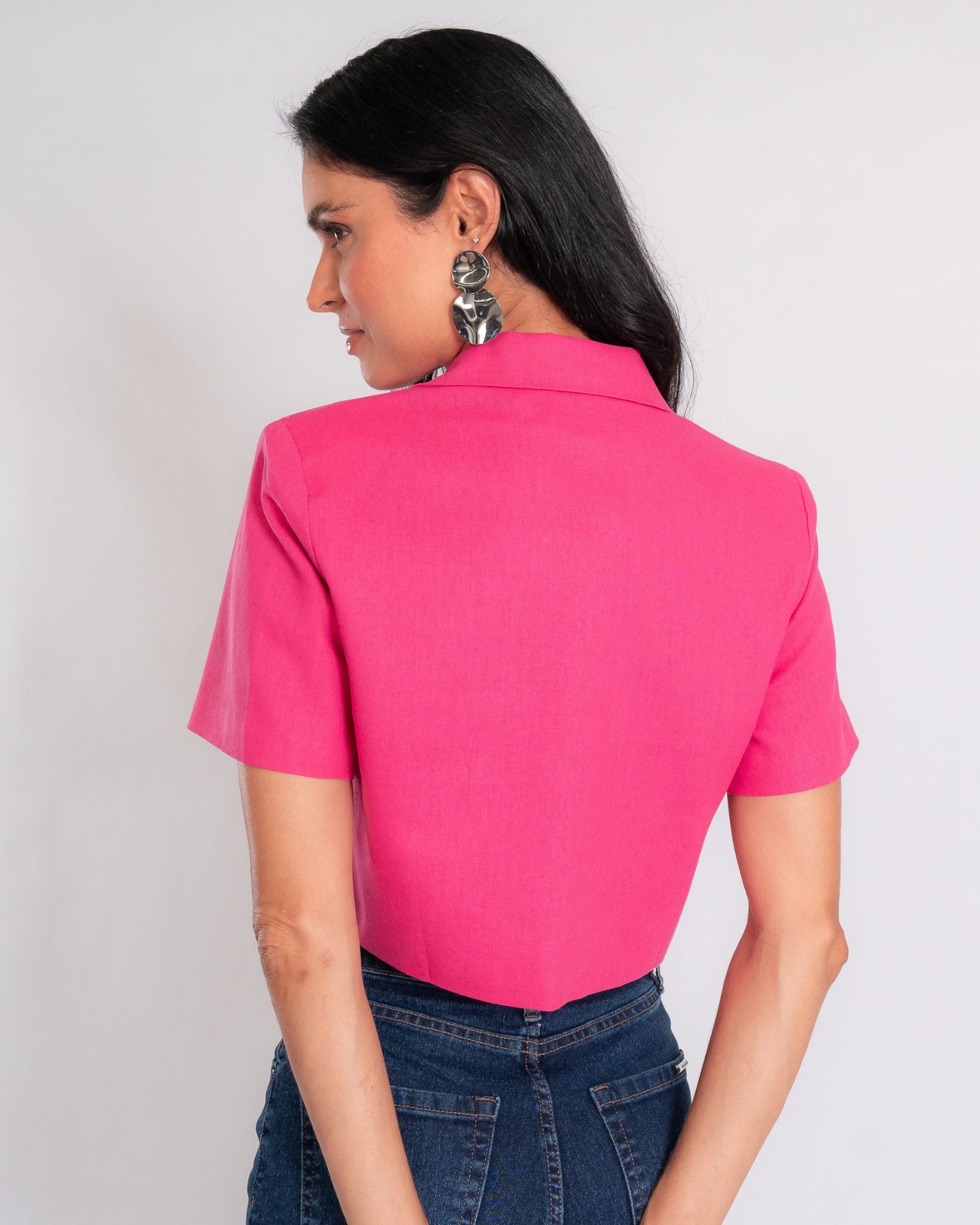 Blazer de Linho Cropped com Ombreiras