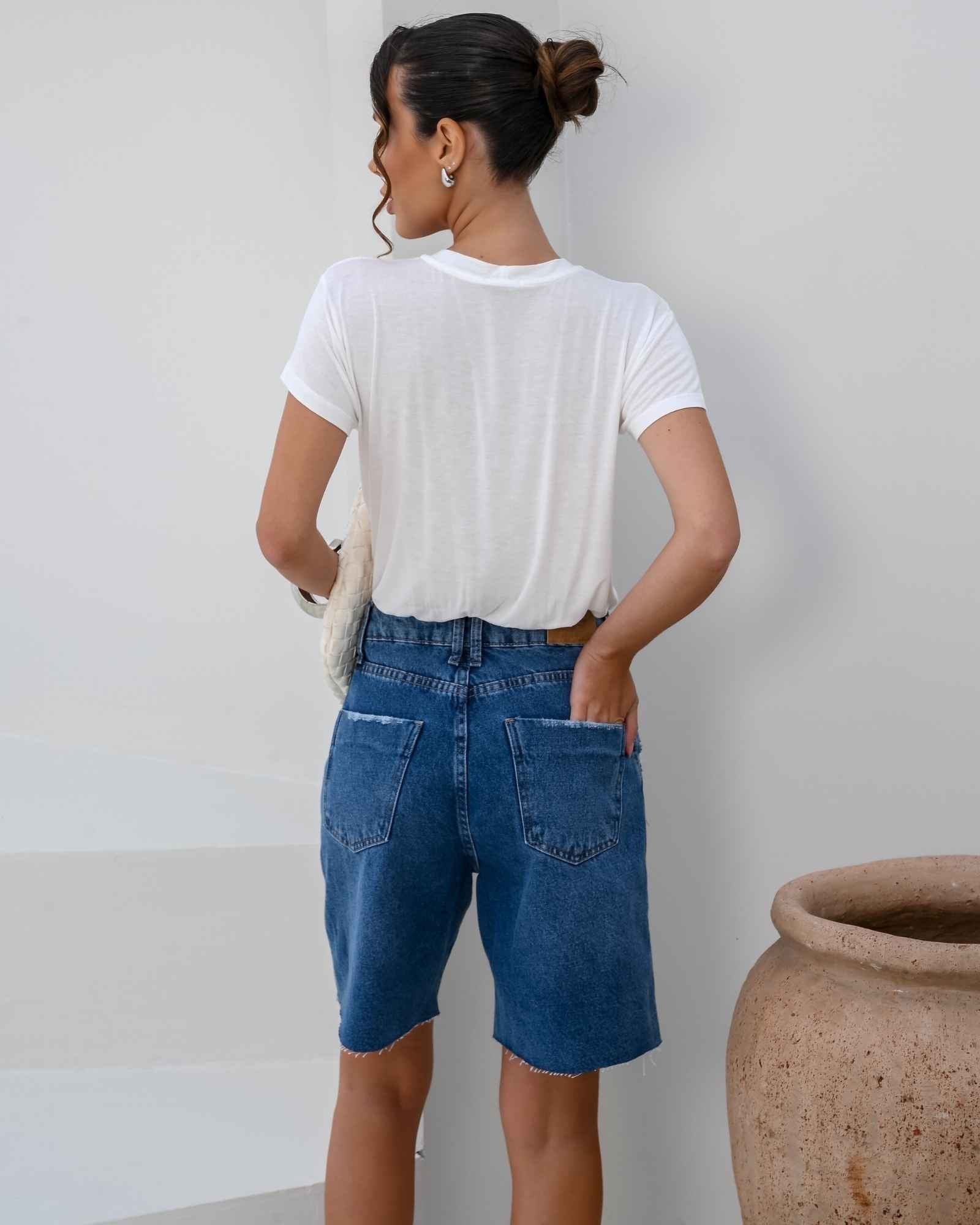 T-shirt Everything