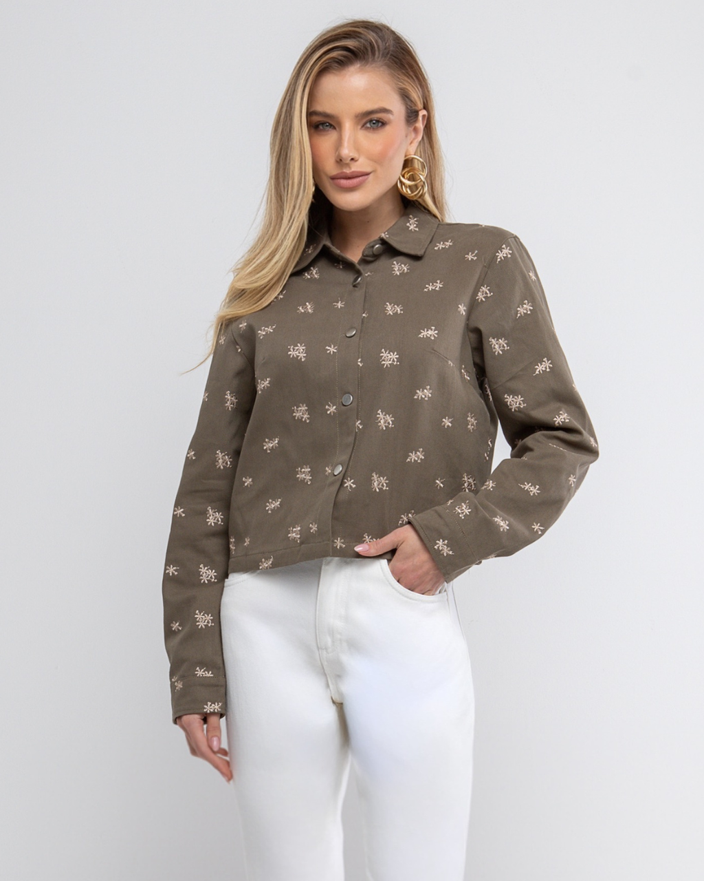 Camisa sarja bordada