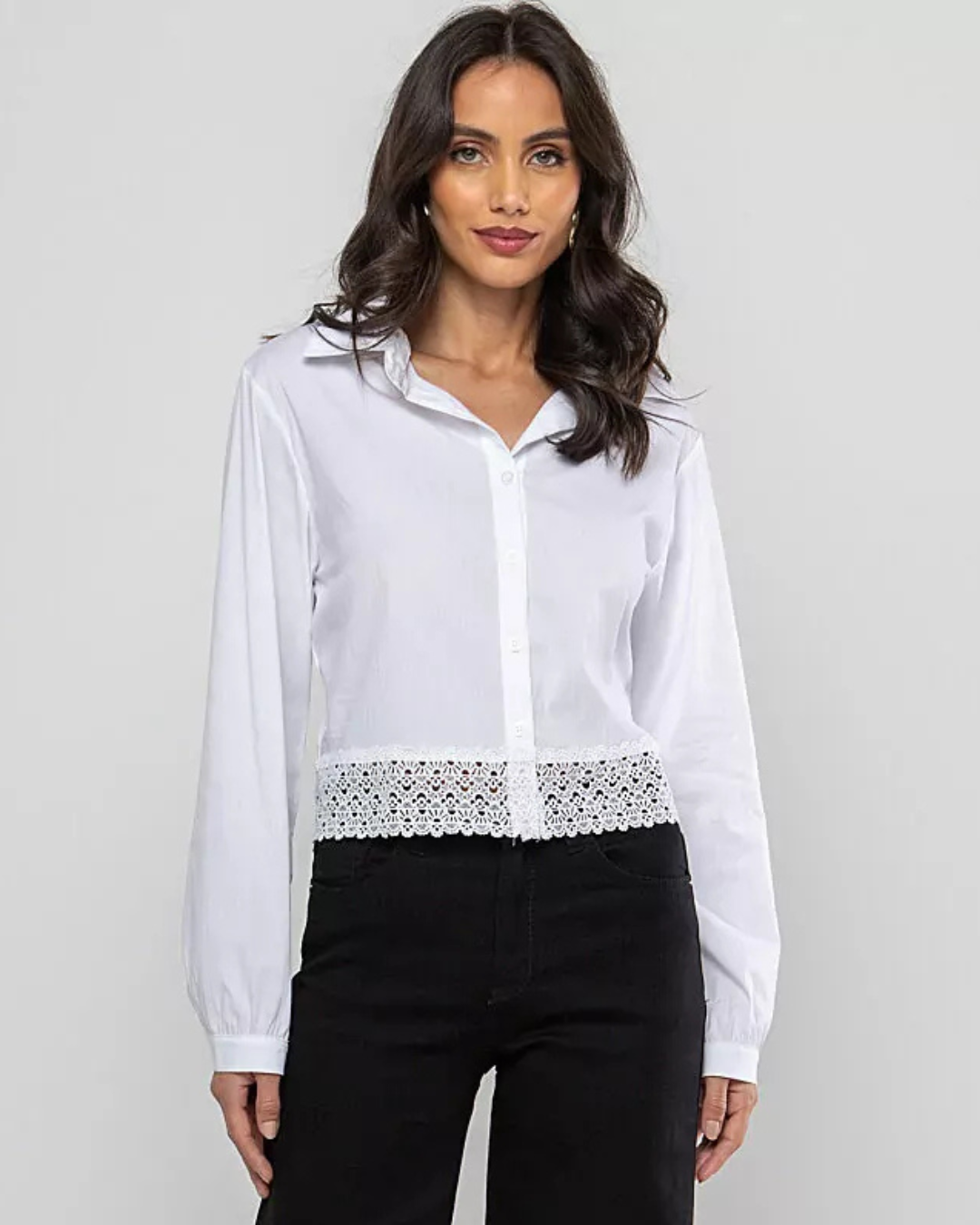 Camisa com renda barra