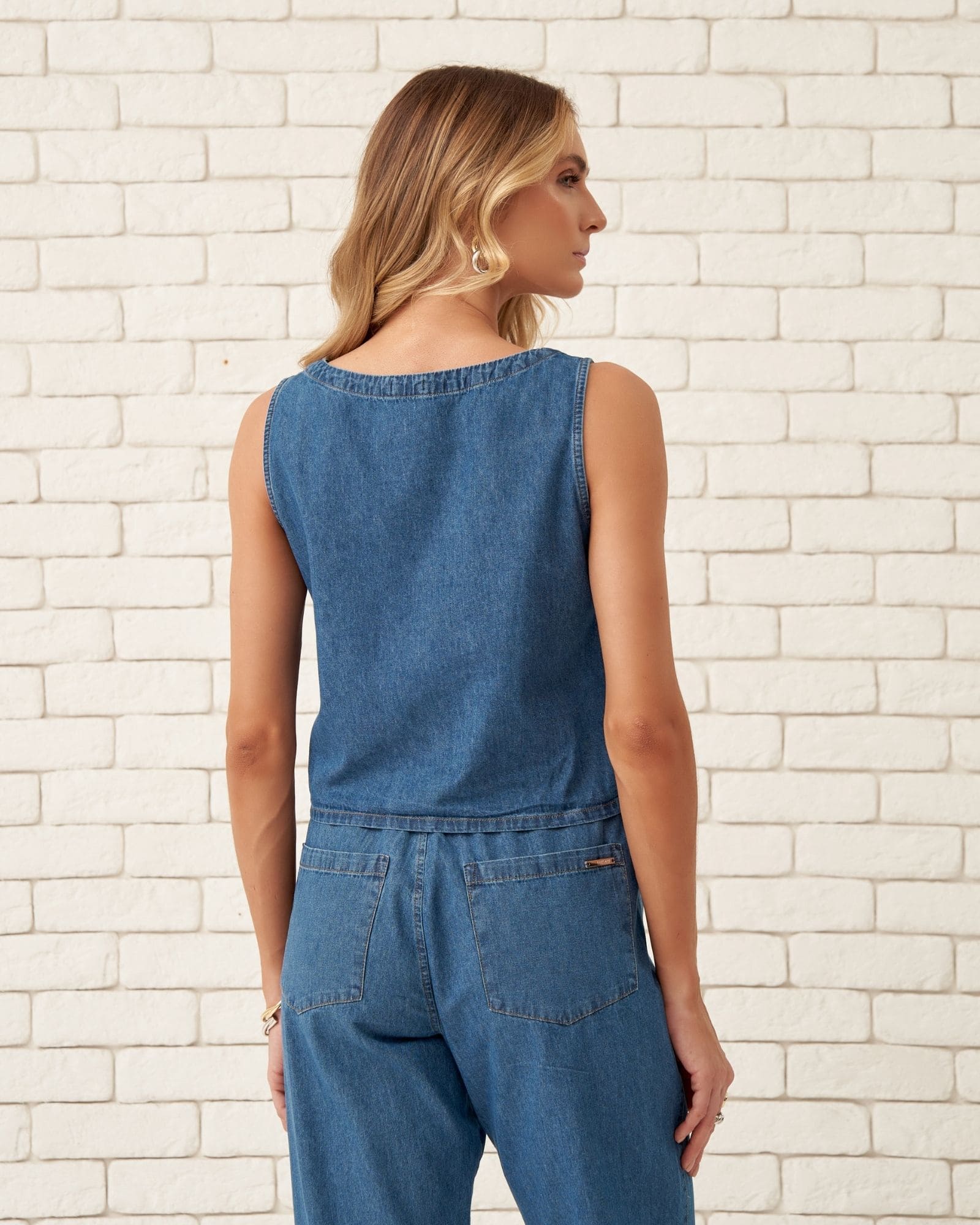 Regata Jeans com Decote V