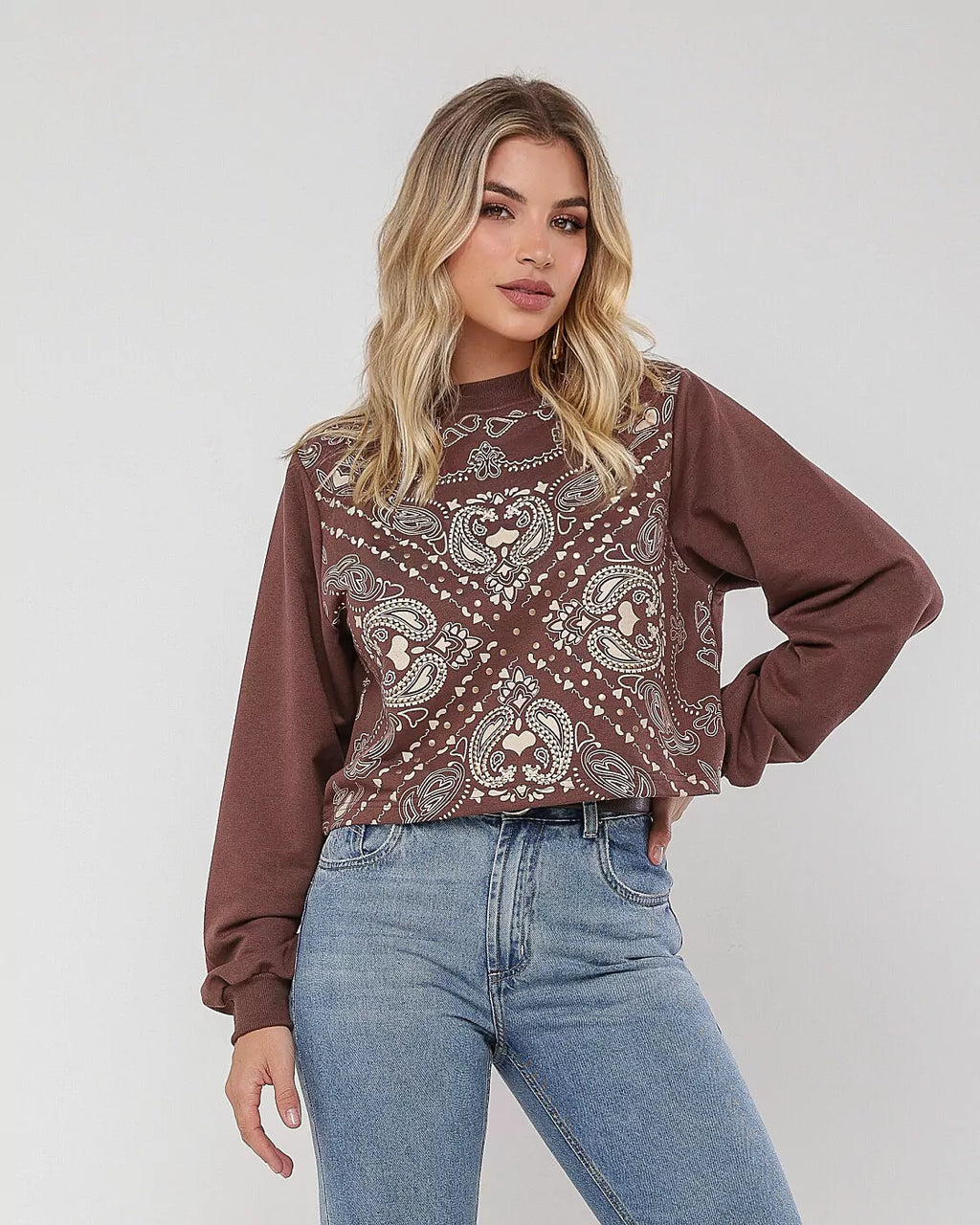 Moletom Paisley
