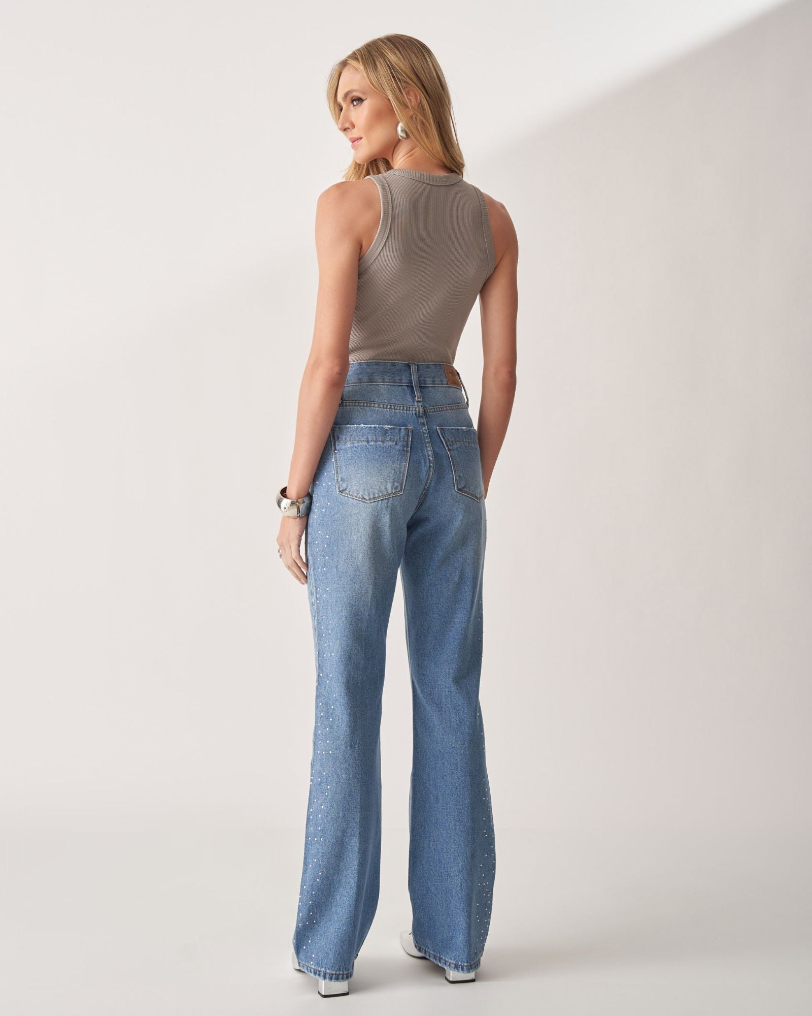 Calça Reta com Strass Hot Fix