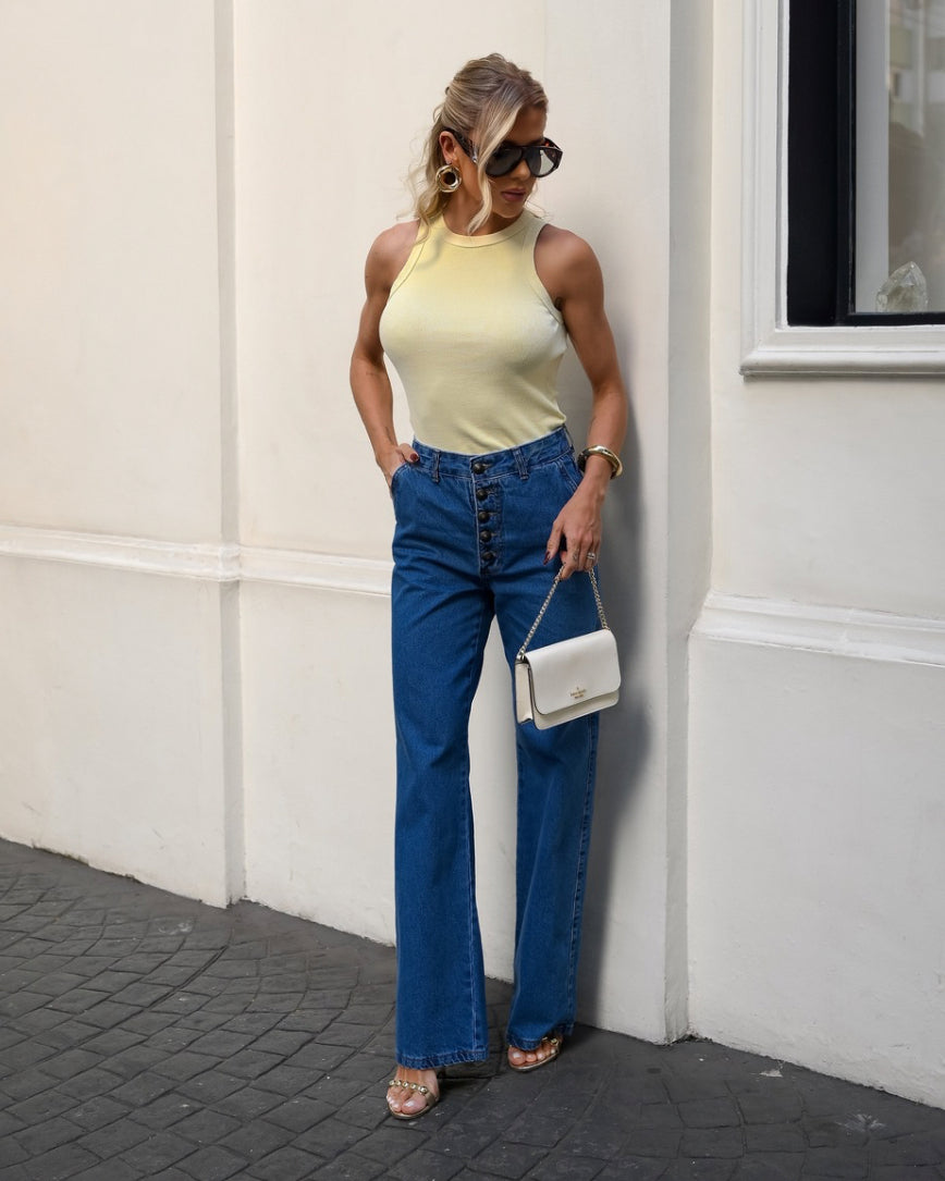 Calça botões
