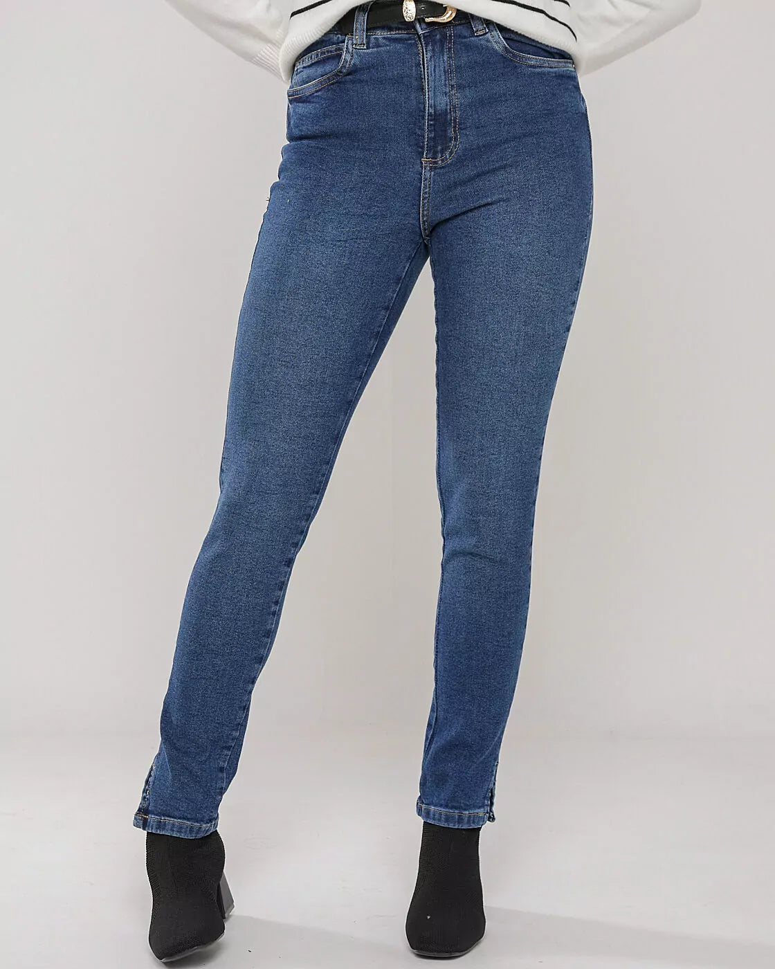 Calça cigarrete média