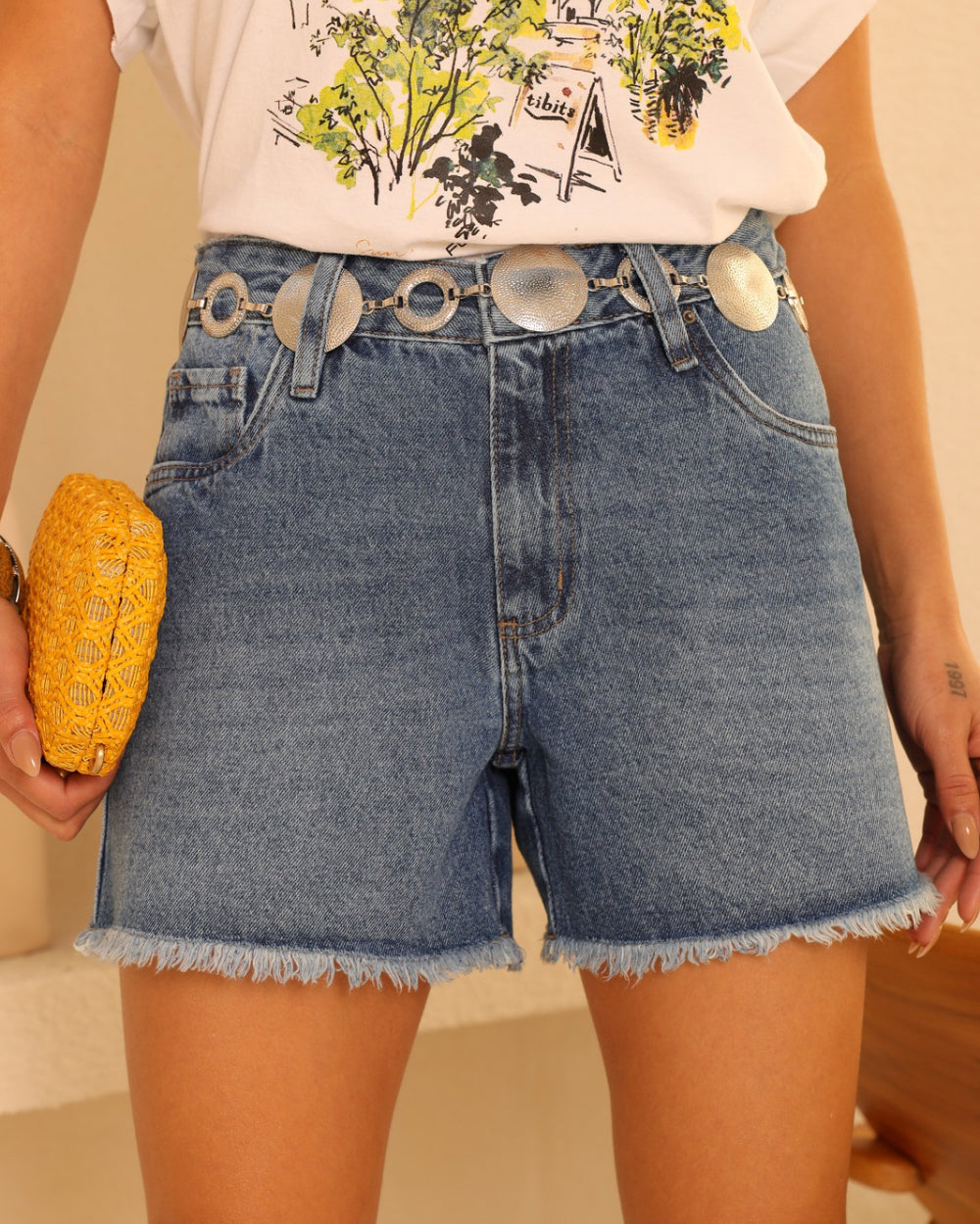 Shorts boy barra desfiada