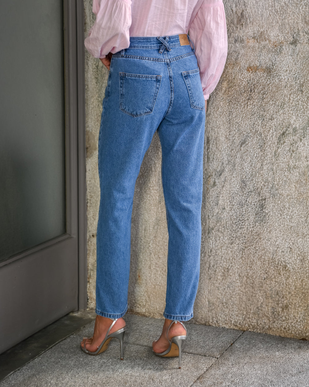 Calça mom passnte duplo