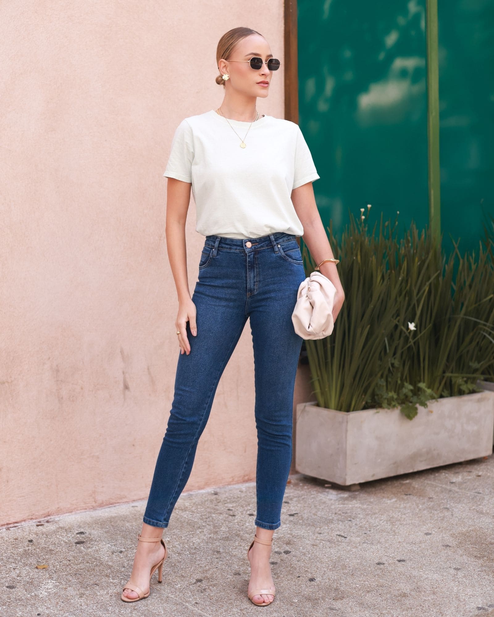 Calça Skinny Jeans com Lavagem Escura