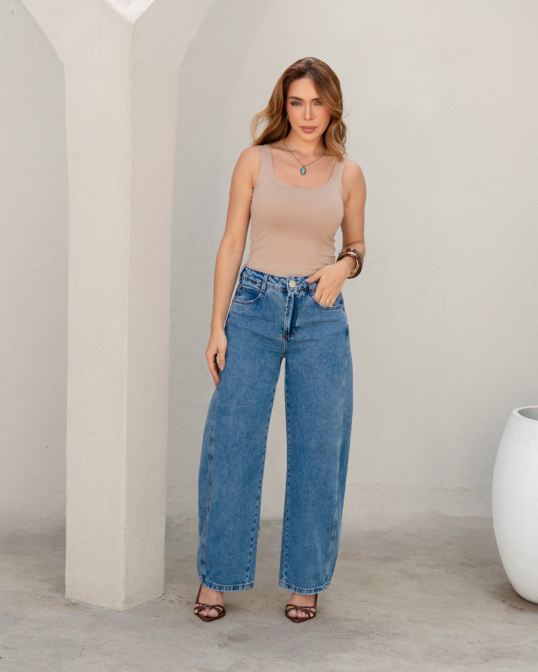 Calça barrel jeans