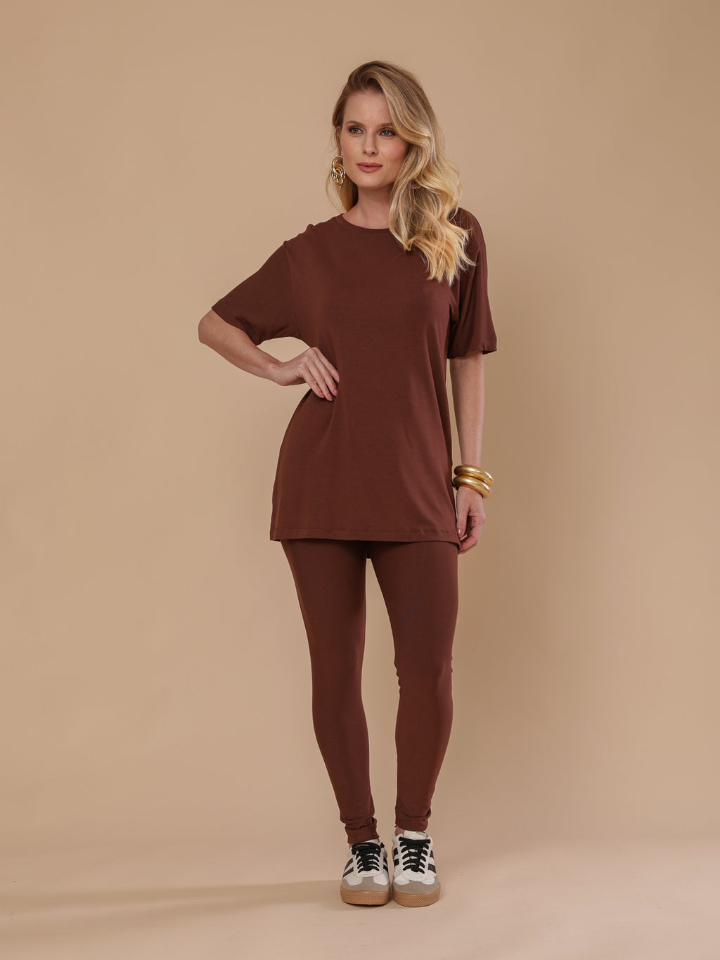 Conjunto legging e t-shirt