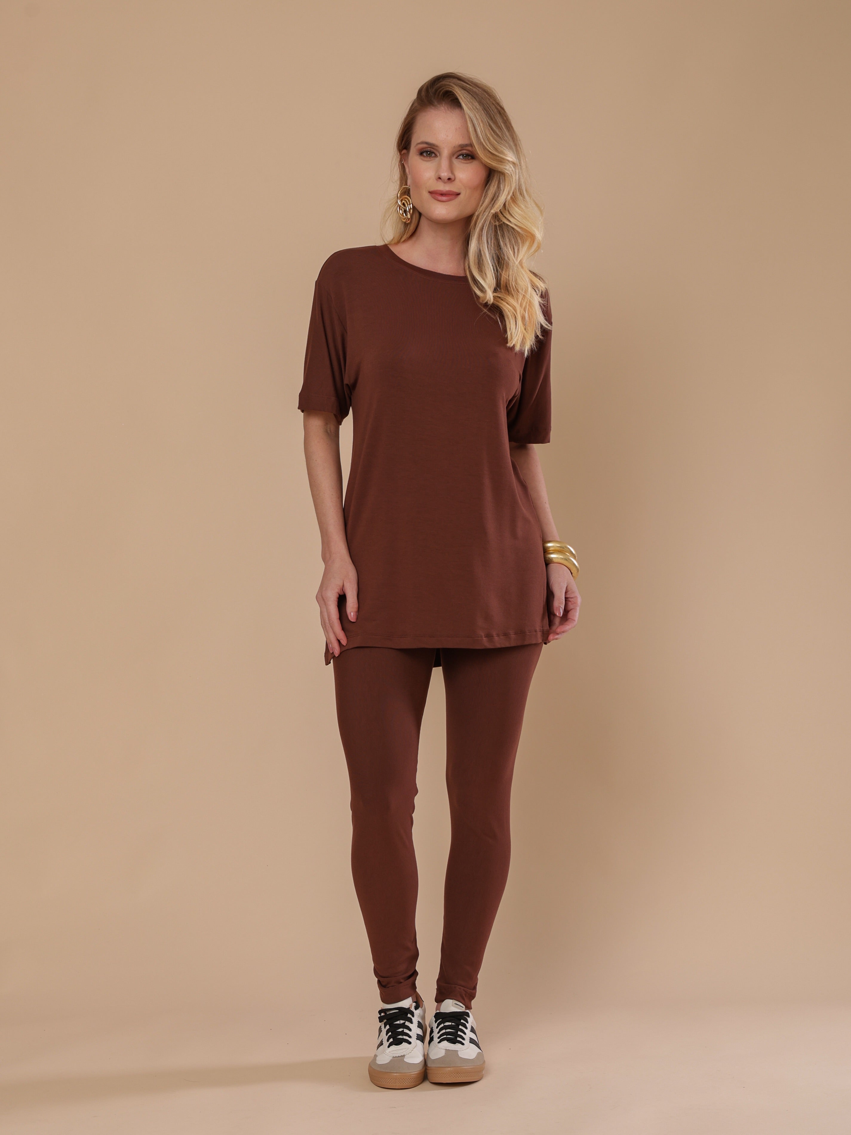 Conjunto legging e t-shirt