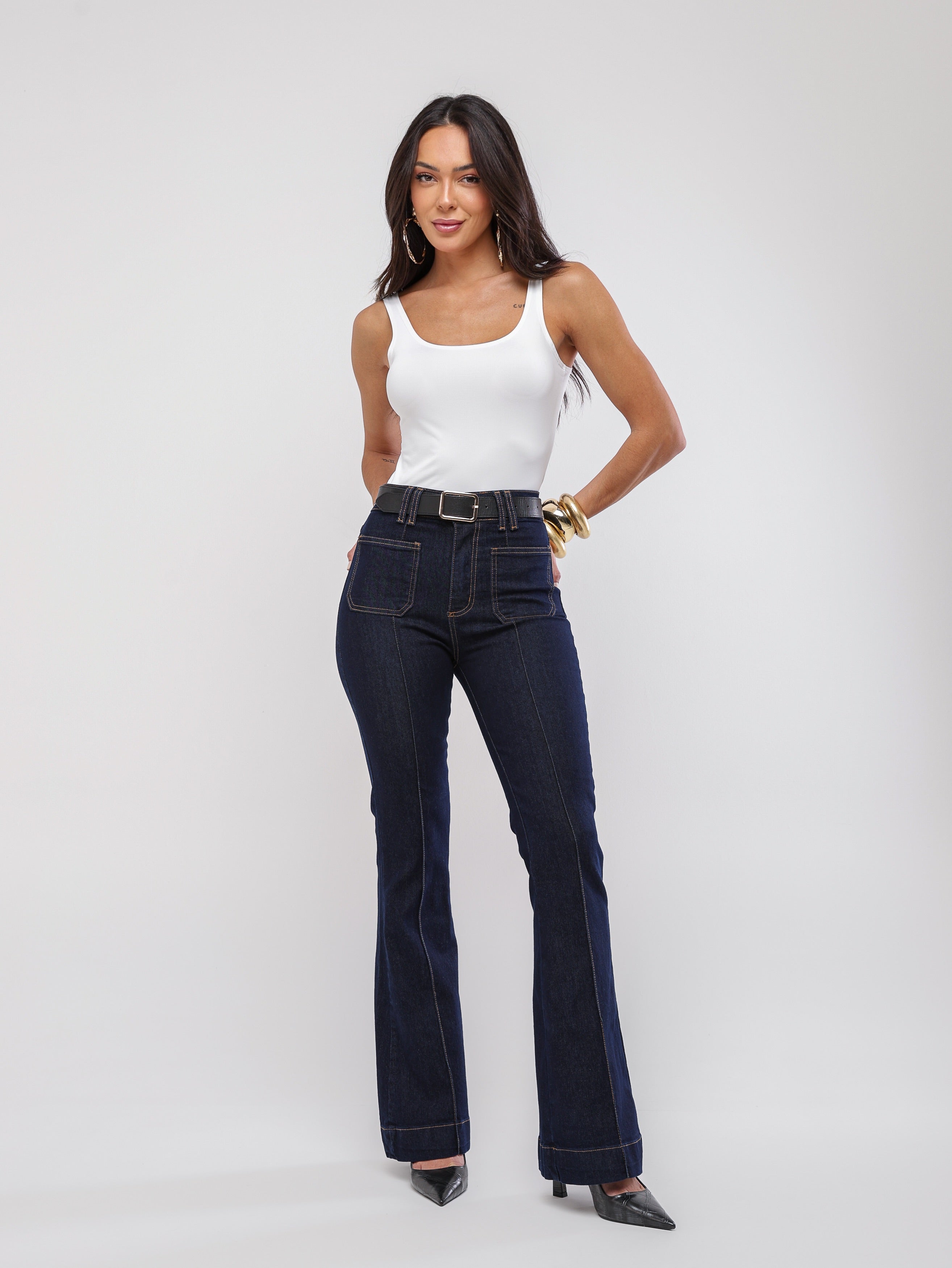 Calça flare lycra amaciada