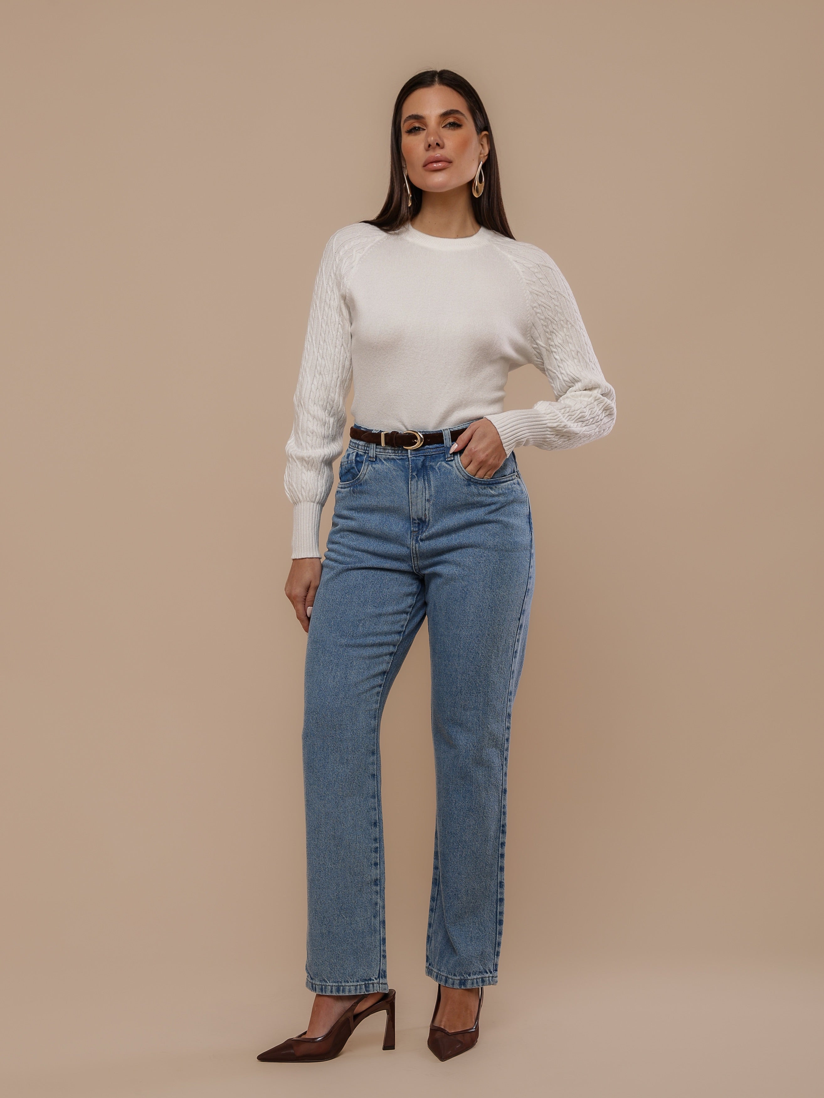 Calça reta média