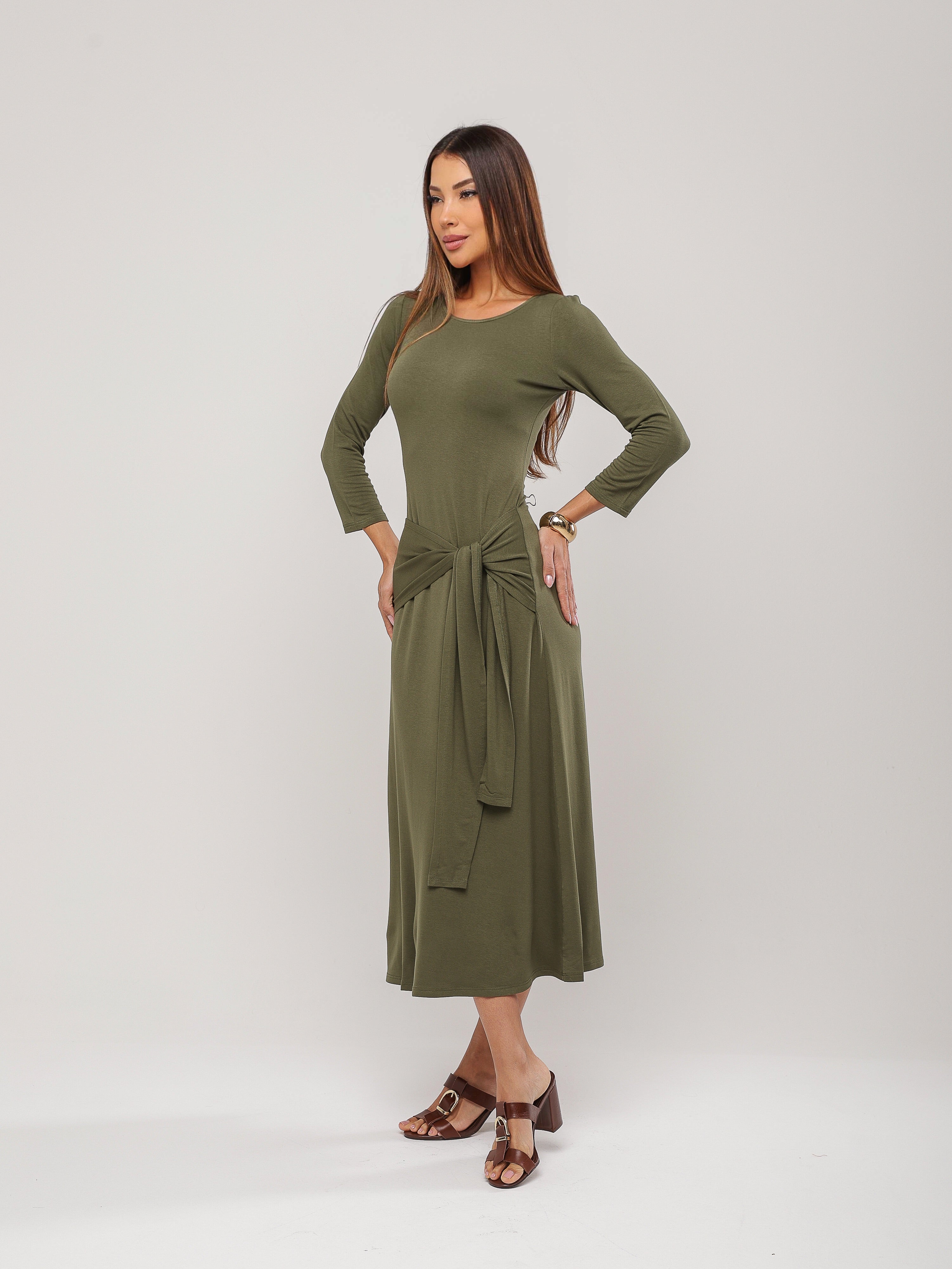 Vestido Longo em Malha com Amarração