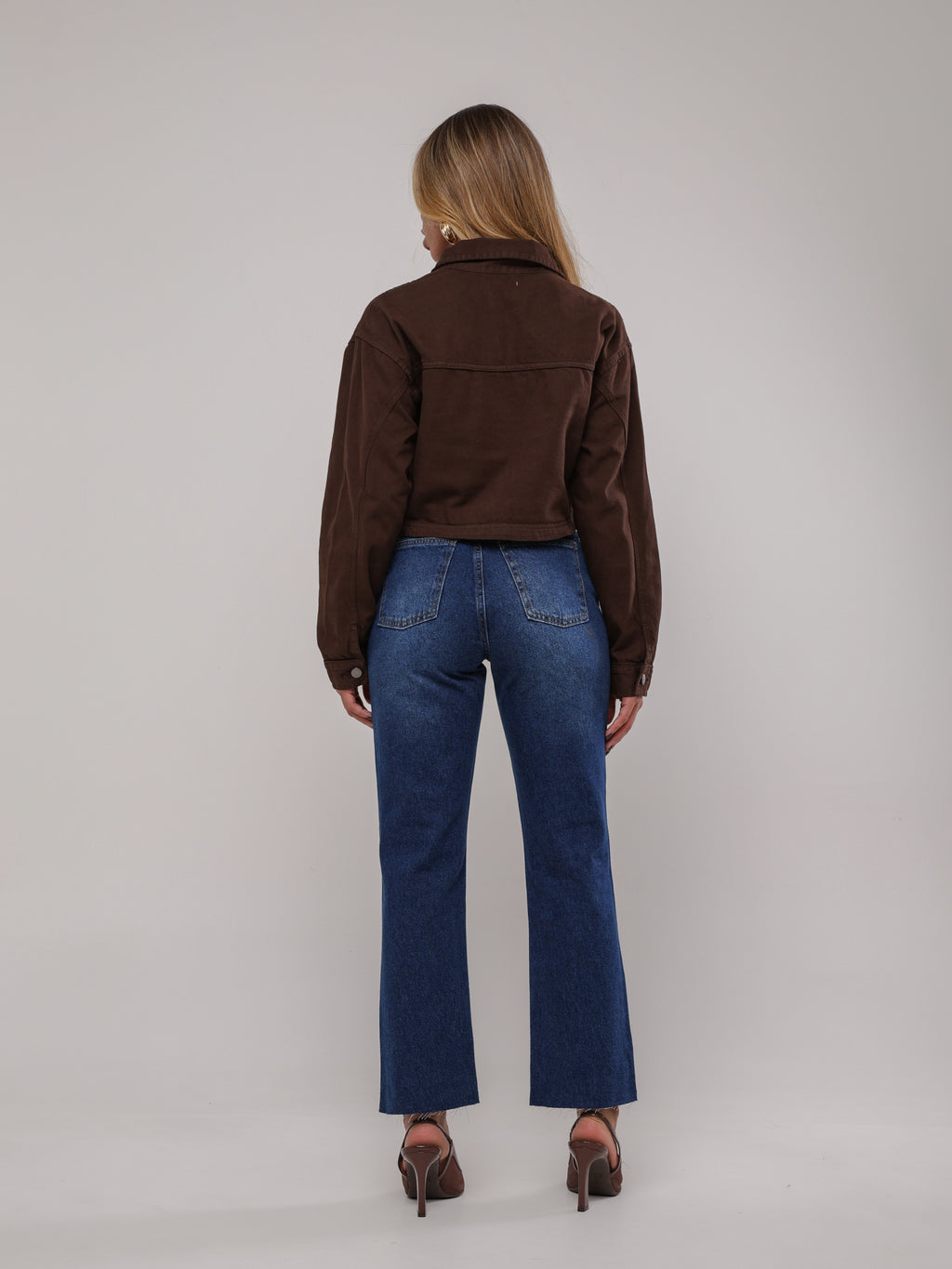 Calça Reta cropped barra a fio
