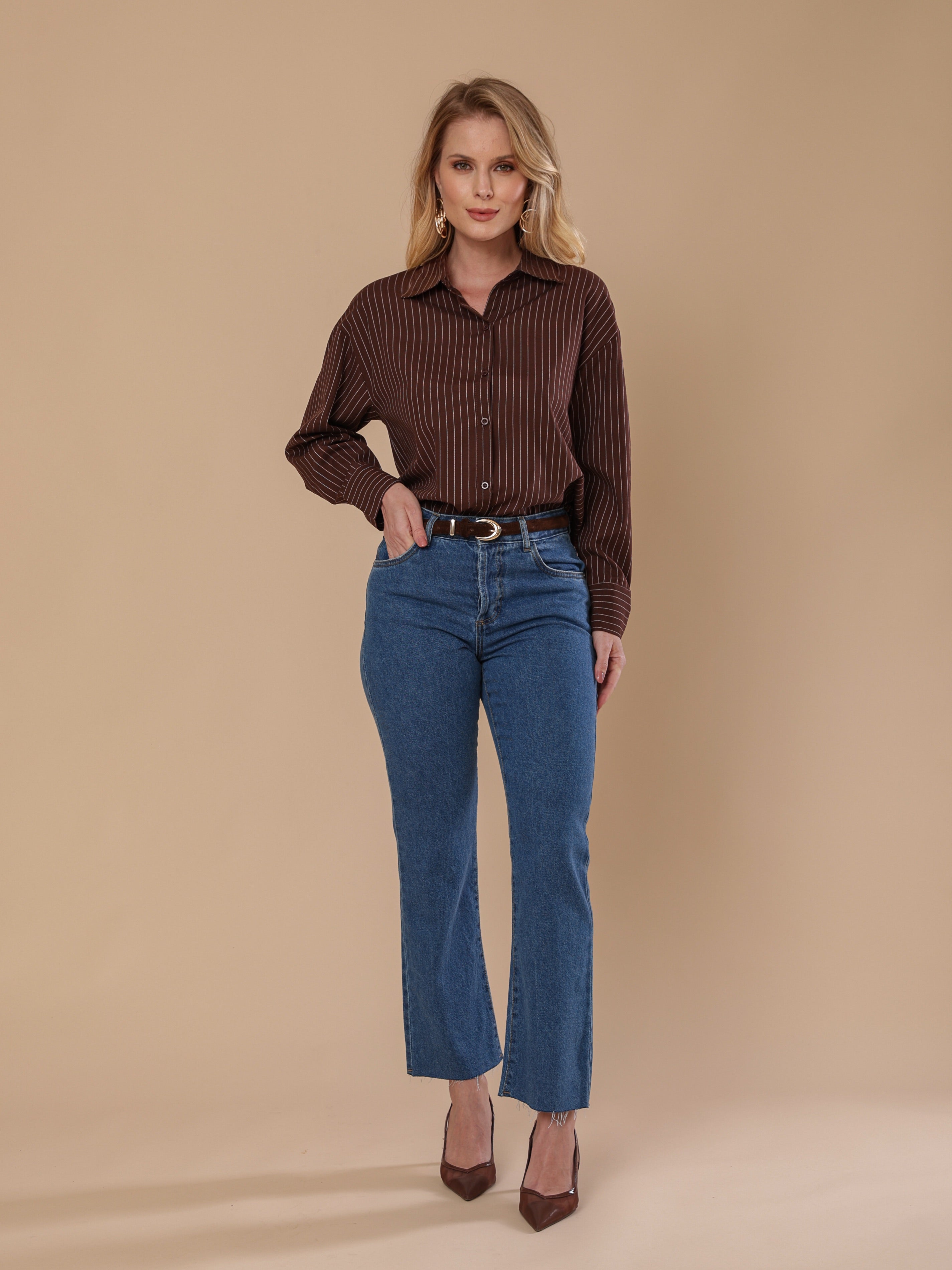 Calça Reta cropped barra a fio