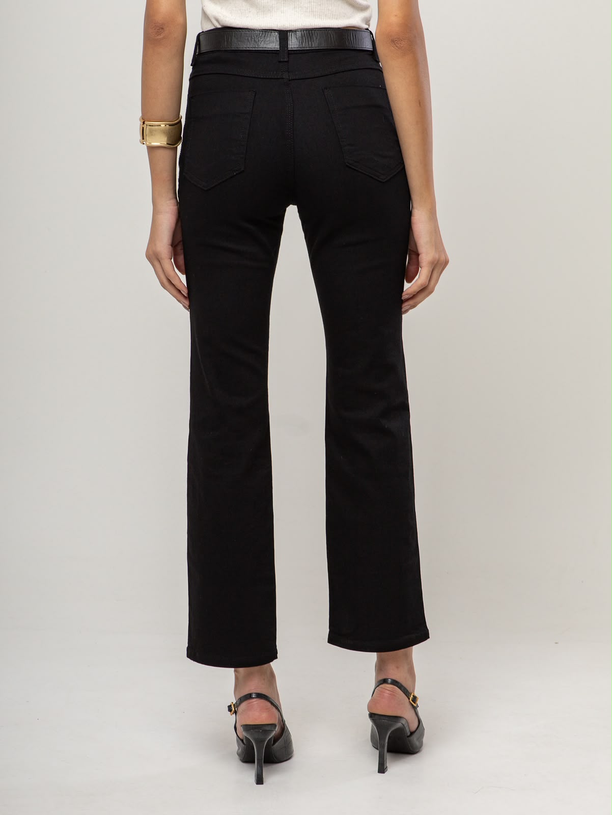Calça reta color com lycra