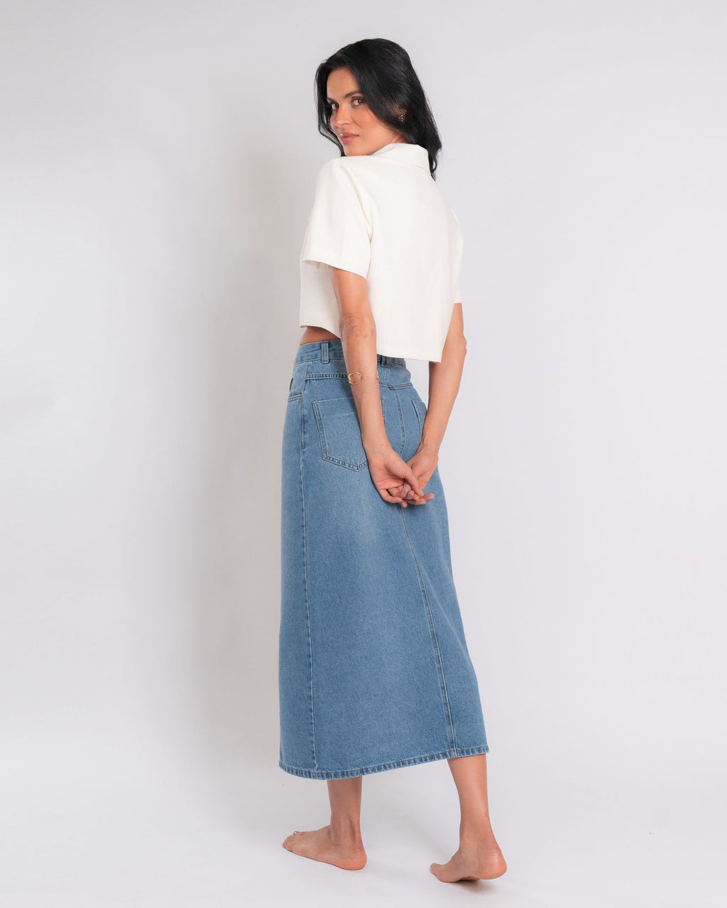Saia Jeans Midi com Fenda Frontal