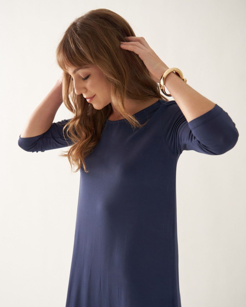 Vestido em Malha Leve com Fenda Lateral