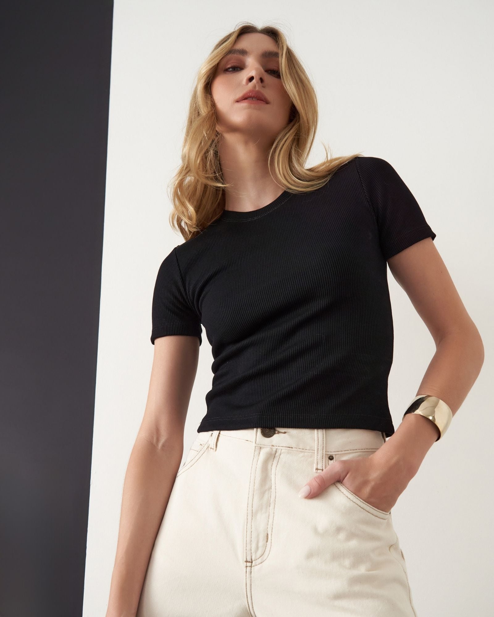 Blusa Canelada Básica Manga Curta