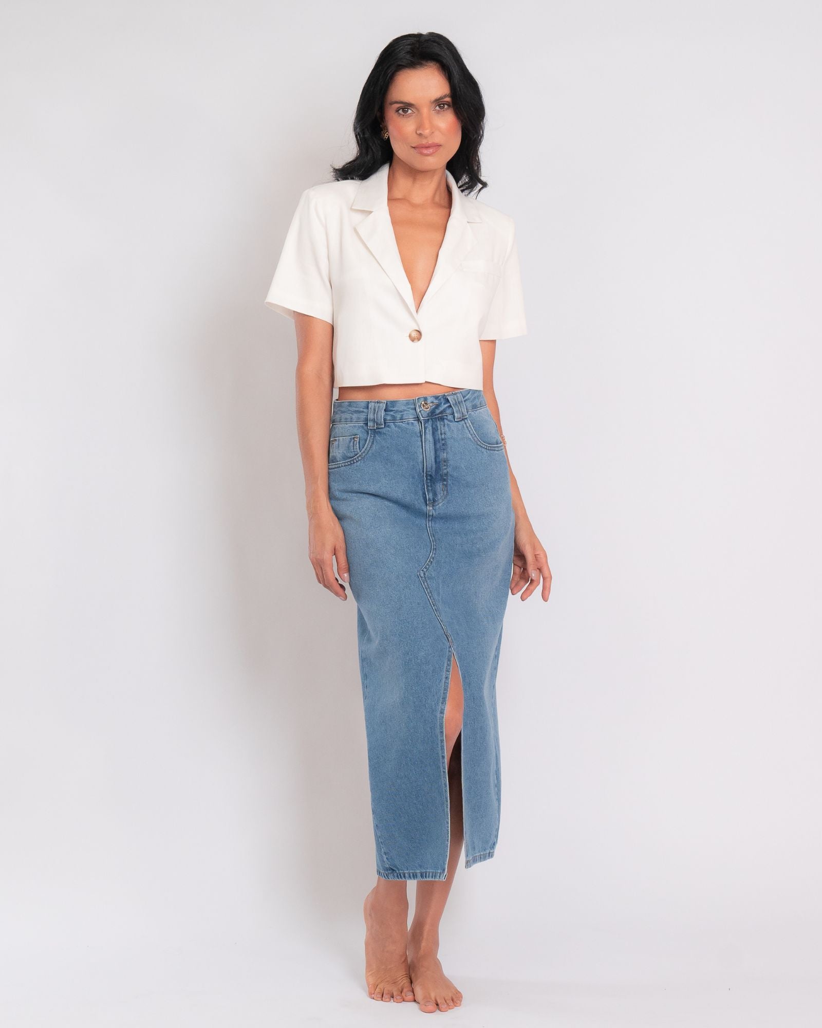 Saia Jeans Midi com Fenda Frontal