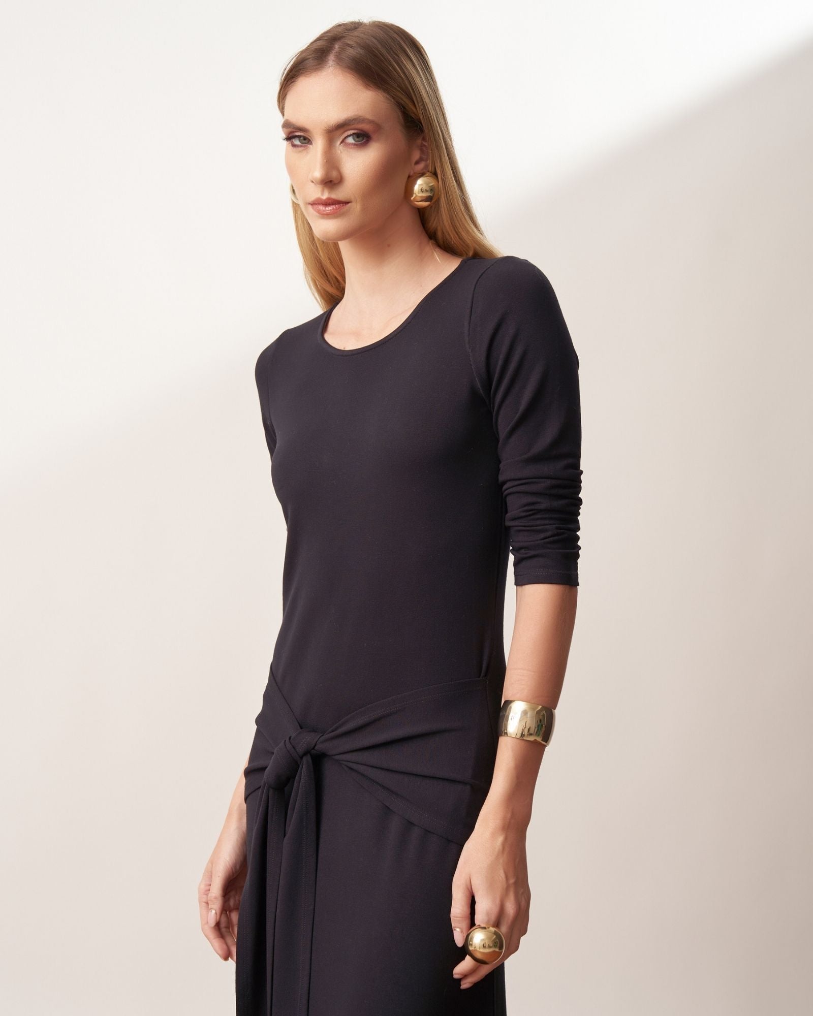 Vestido Longo em Malha com Amarração